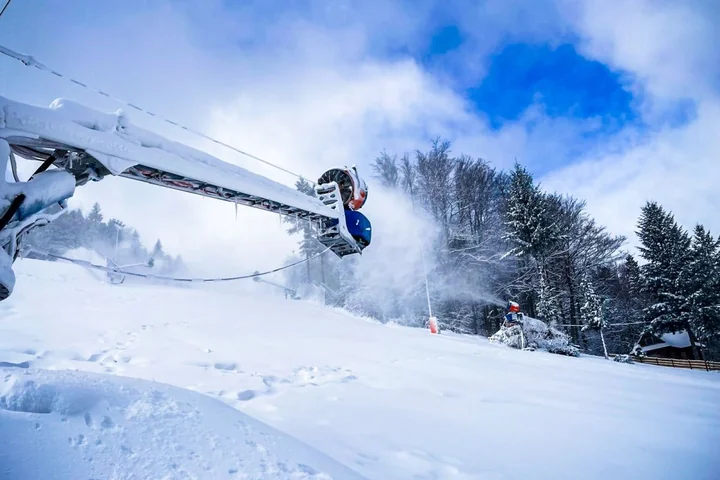 To już ostatnie chwile przed uruchomieniem ośrodka narciarskiego Beskid Sport Arena!