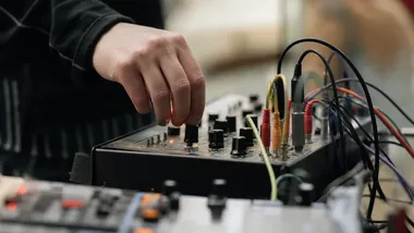 SOUNDESIGN zabrzmi w Bielsku-Białej: film, ambient, jazz i punk