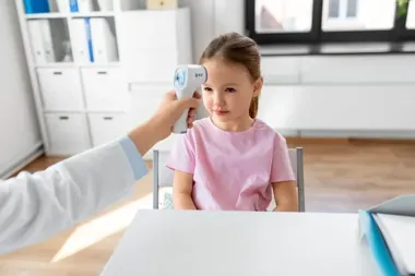 Jak wybrać termometr bezdotykowy dla dziecka?