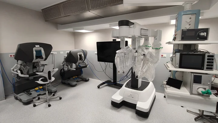 Obraz do artykułu: Przełom w Bielsku-Białej! Robot da Vinci operuje pacjentów z rakiem prostaty