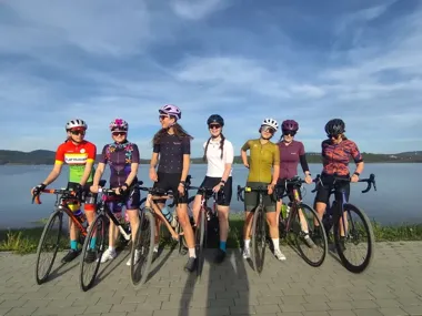 Grafika promocyjna wydarzenia Babska Korba x TREK Bielsko-Biała 2026 – wspólna jazda dla dziewczyn w spokojnym tempie