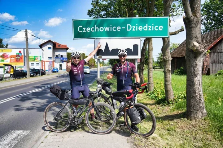 2815 kilometrów i wielki finał. Rowerzyści dotarli do Czechowic–Dziedzic