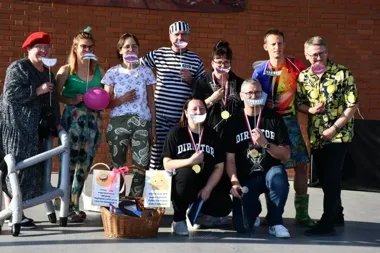 Bralczyk w Ligocie i kino pod chmurką. Piknik miał mocny finał