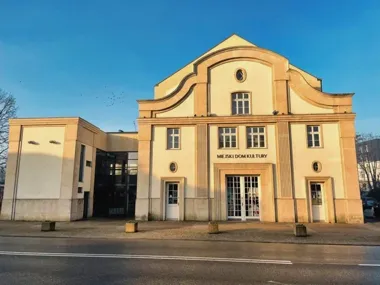 Film, rozmowa i profilaktyka w Kinie Świt podczas Dnia Trzeźwości