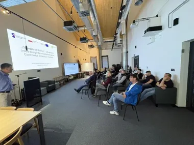 Od paneli po budki dla owadów. W Czechowicach-Dziedzicach pokazano drugą stronę OZE