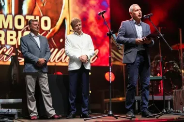 ZSTiL z miejskim wyróżnieniem na 80-lecie szkoły