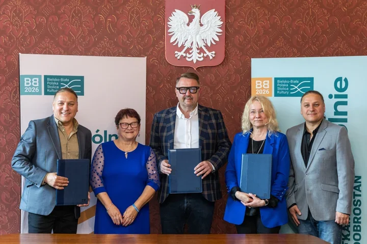 Górski Uniwersytet Ludowy zawita do Straconki. Bracia Golec podpisali list intencyjny z miastem