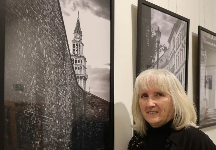 Bielsko-Biała na zdjęciach z miejskich spacerów. Wystawa w Kubiszówce