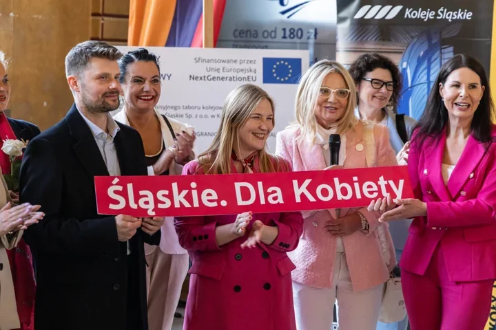 Kolej na Kobiety – pociąg z Katowic przywiózł do Bielska‑Białej nowe składy