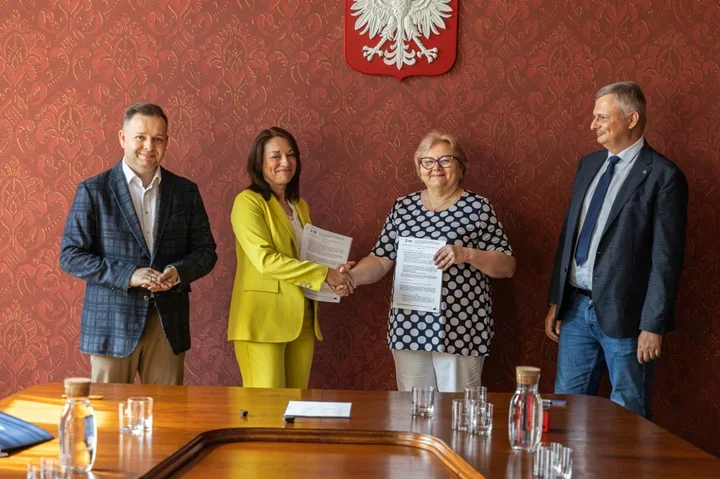 Nowy blok w Komorowicach. 28 mieszkań i podziemny parking coraz bliżej