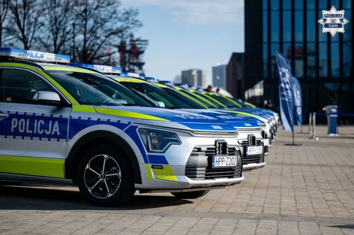 Nowa flota policji po wsparciu samorządów - więcej radiowozów i lepsze wyposażenie