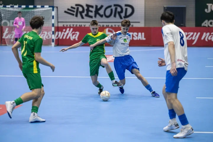 Rekord triumfuje u siebie - młodzieżowe mistrzostwa Polski w futsalu