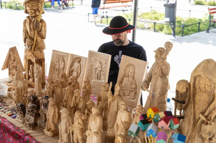 Rzemiosło i folklor wracają do parku. Będzie pokaz, muzyka i taneczna noc