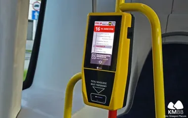 Bilety w autobusach MZK kupi się szybciej. Wystarczy zeskanować kod QR