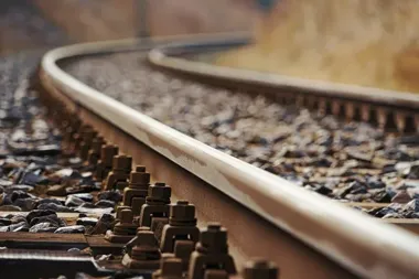 Tańszy projekt linii Bielsko-Biała–Skoczów ma przyspieszyć przetargi