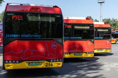 Dwa kolejne autobusy wodorowe dla Bielska-Białej. MZK ma 5,5 mln zł dofinansowania