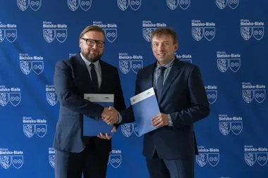 Pomoc bliżej domu w Bielsku-Białej. Miasto ma nowy plan wsparcia