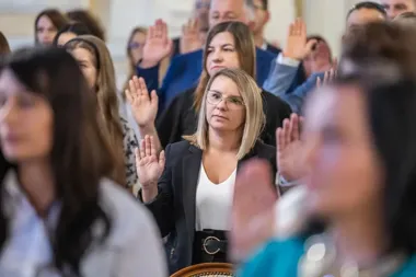 101 nauczycieli z awansem zawodowym. Uroczystość w bielskim Ratuszu
