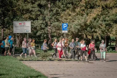 Spacer po zdrowie w Jaworzu. Bezpłatne wydarzenie łączy pokolenia
