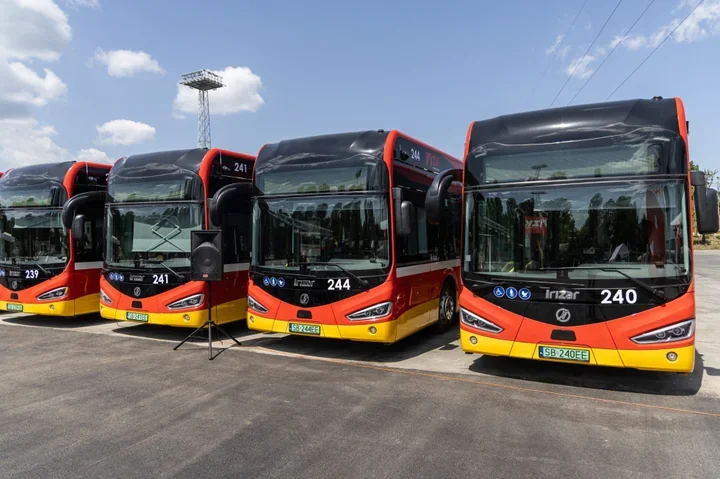 Elektryczne autobusy wchodzą do ruchu. MZK domyka bezemisyjny etap