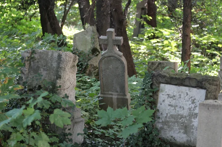 Dwa cmentarze i jedna historia Bielska-Białej podczas bezpłatnego spaceru