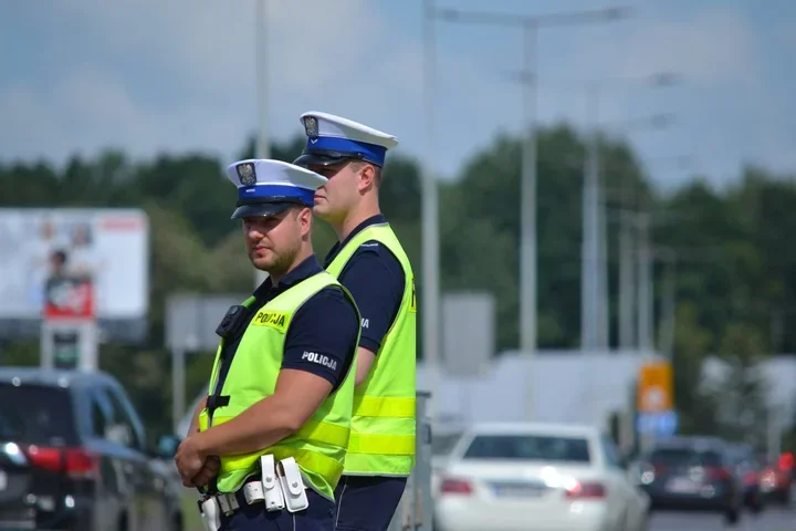38 policjantów na ulicach Bielska-Białej. Zatrzymali kierowcę z zakazem