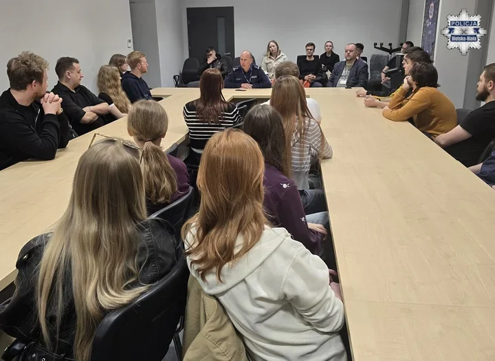 Studenci zobaczyli bielską komendę od środka - to zrobiło wrażenie