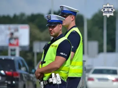 Policja zwiększy patrole przy szkołach. Kontrole zaczną się od pierwszych lekcji