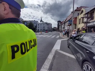 Poranne potrącenie podczas akcji Bezpieczny Pieszy - 94-latka trafiła do szpitala