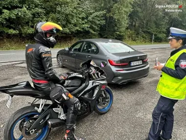 Weekend na bielskich trasach kosztował motocyklistów prawo jazdy i 4000 zł