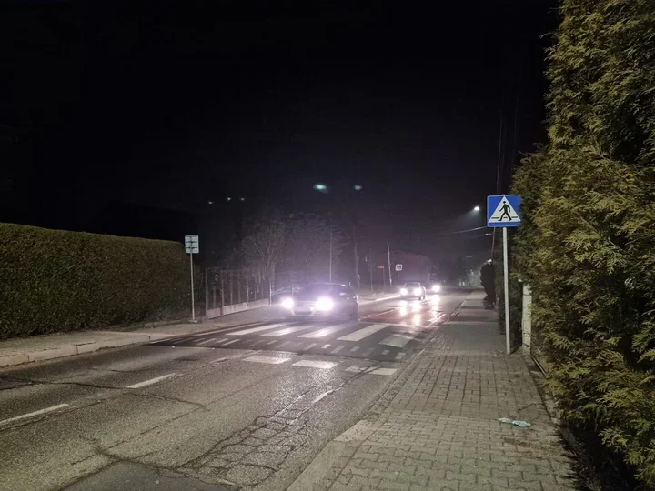 Około 20 przejść dla pieszych zostanie doświetlonych – powiat zwiększa budżet