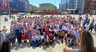 Katowicki Rynek zatańczył - TKB rozgrzało Międzynarodowy Dzień Tańca