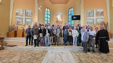Święty Franciszek wyrzeźbiony na nowo. Beskidzkie biennale już trwa
